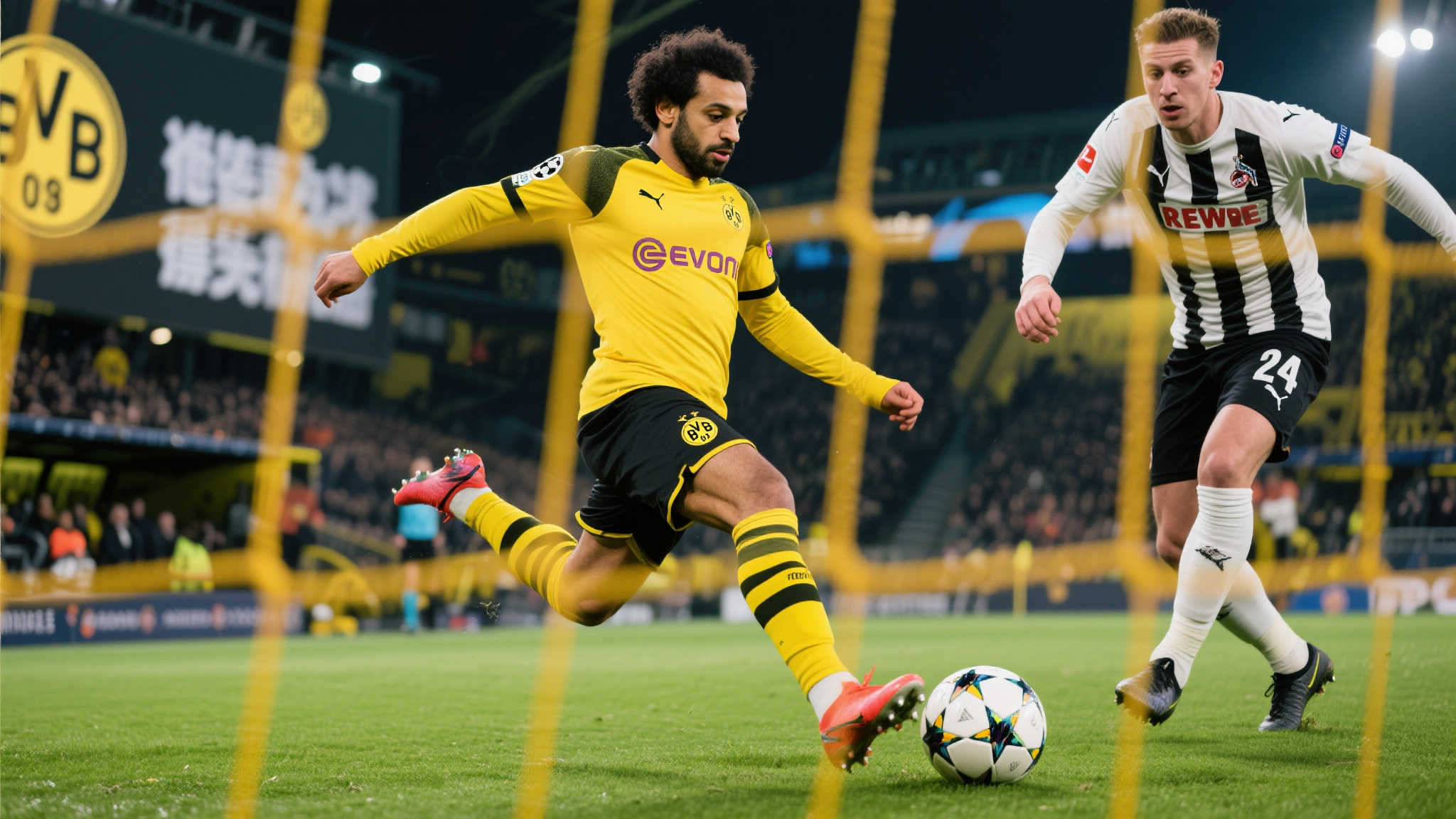 世俱杯火力全开!多特锋霸35球力压萨拉赫称王 如果说萨拉赫的进攻更多依赖于团队配合和技术细腻,那